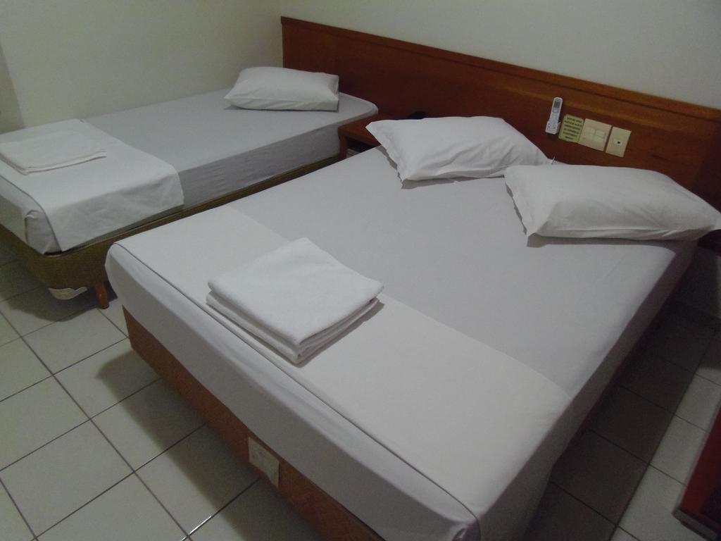 Sanare Hotel อูเบร์ลังเจีย ภายนอก รูปภาพ