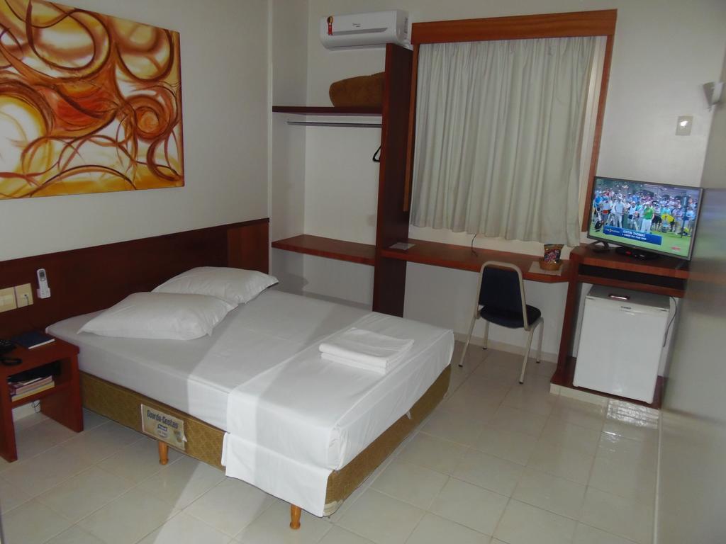 Sanare Hotel อูเบร์ลังเจีย ภายนอก รูปภาพ